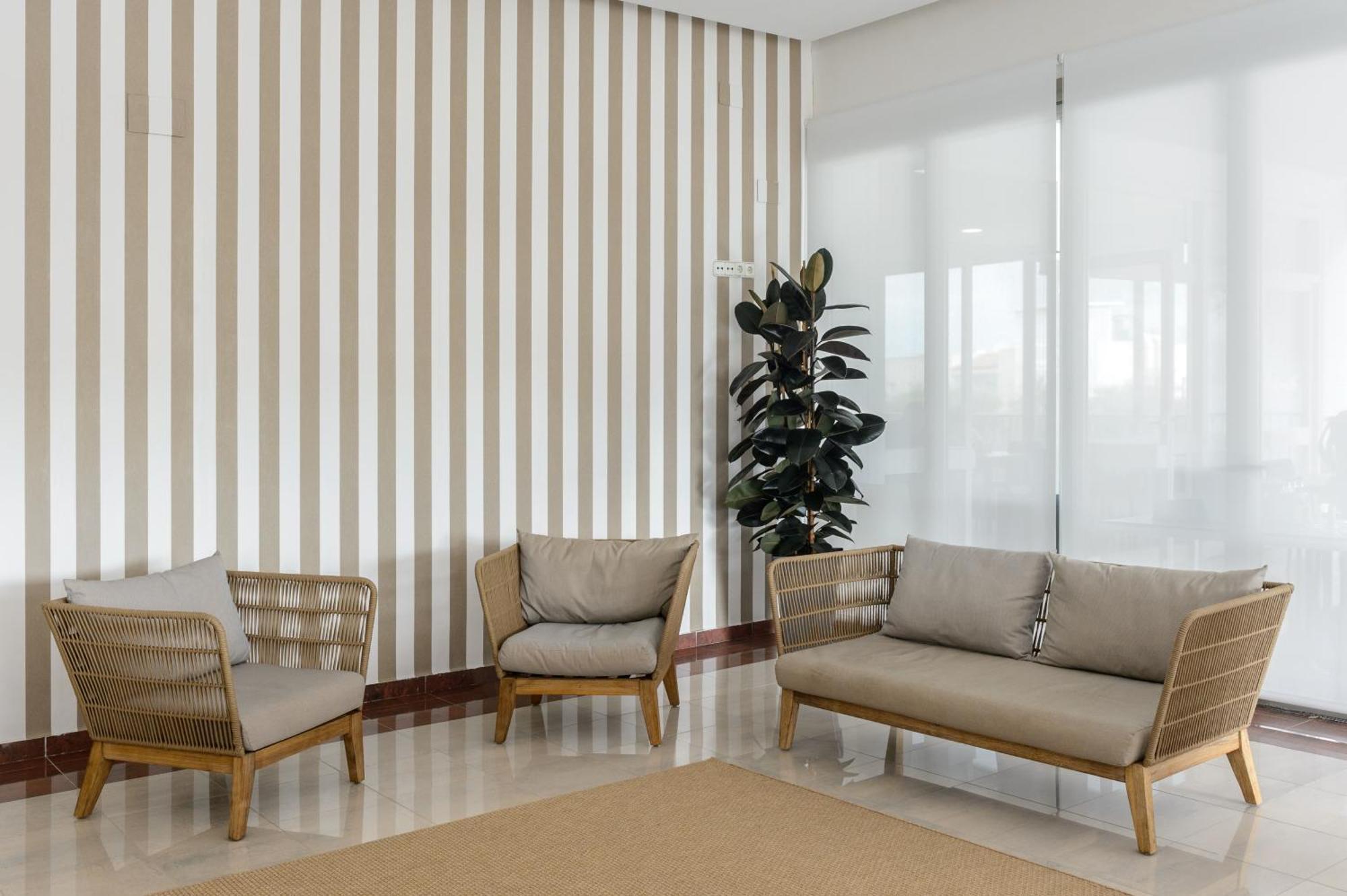 Hotel Vibra Riviera Сан-Антонио-Абад Экстерьер фото